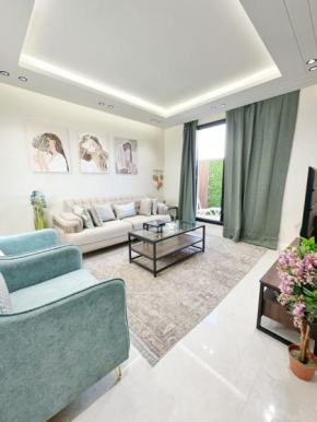 Two bedroom apartment with private balcony 15